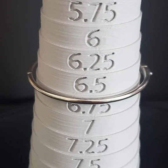 Kate Spade New York Silver Tone Knot and Bow Bangle Bracelet Set 2 Piece - Picture 7 of 8